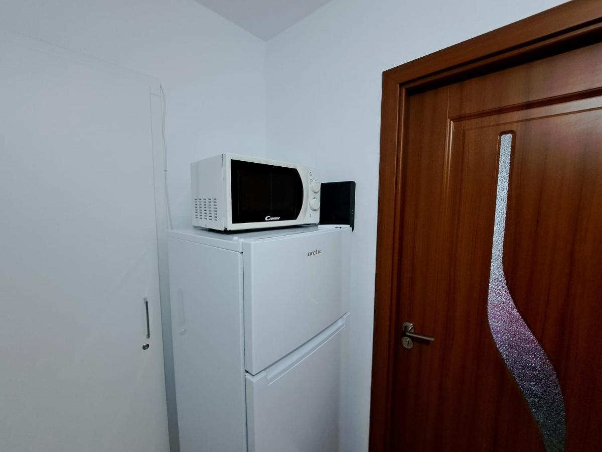 Aviliz Apartament Буштени Экстерьер фото